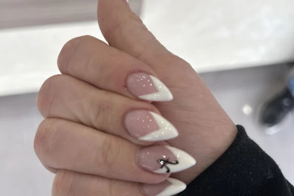 Fontainebleau Nail Salon & Spa