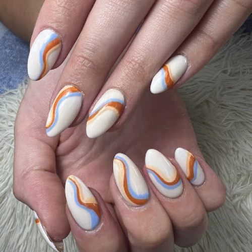 Illinois Nails