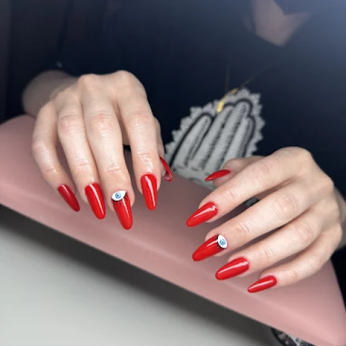 KISS LA Nail Boutique
