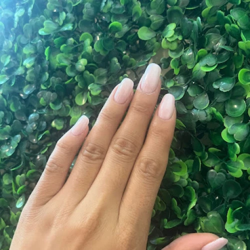 Linzy Nails & Spa