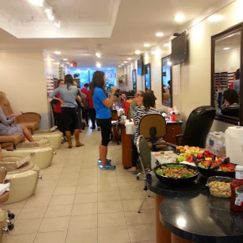 Lisa's Nail Salon Inc