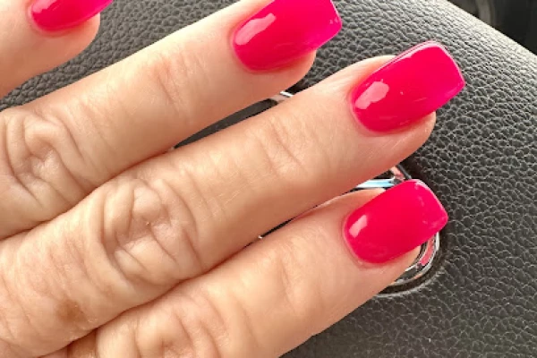LV Nails Spa