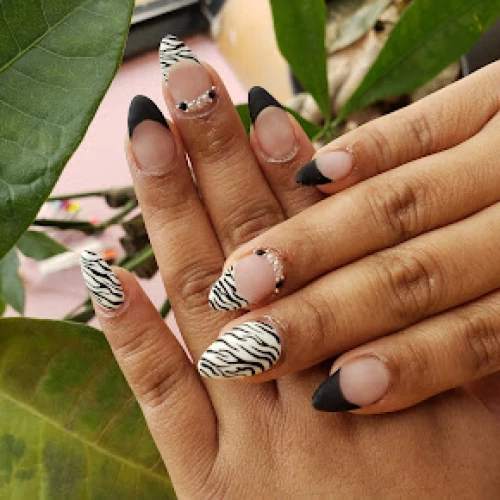Nails by Dennise