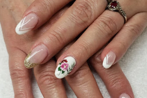 Nails by Dennise