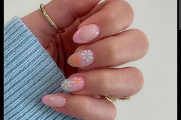 New Nails & Spa in Lacey