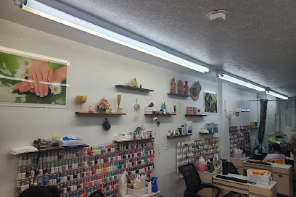 Tami-A Nails Salon