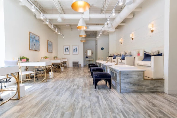 The Nail barre Columbia